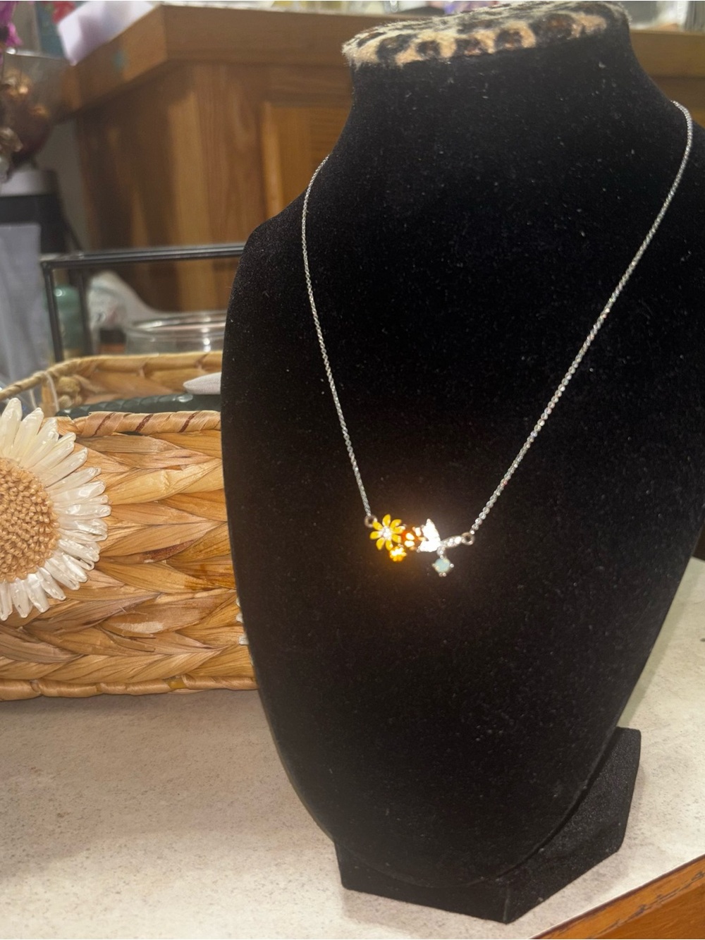 Delicate Floral Pendant Necklace - Yellow & Silver